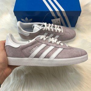 NWT Adidas Gazelle Shoes Womens 7